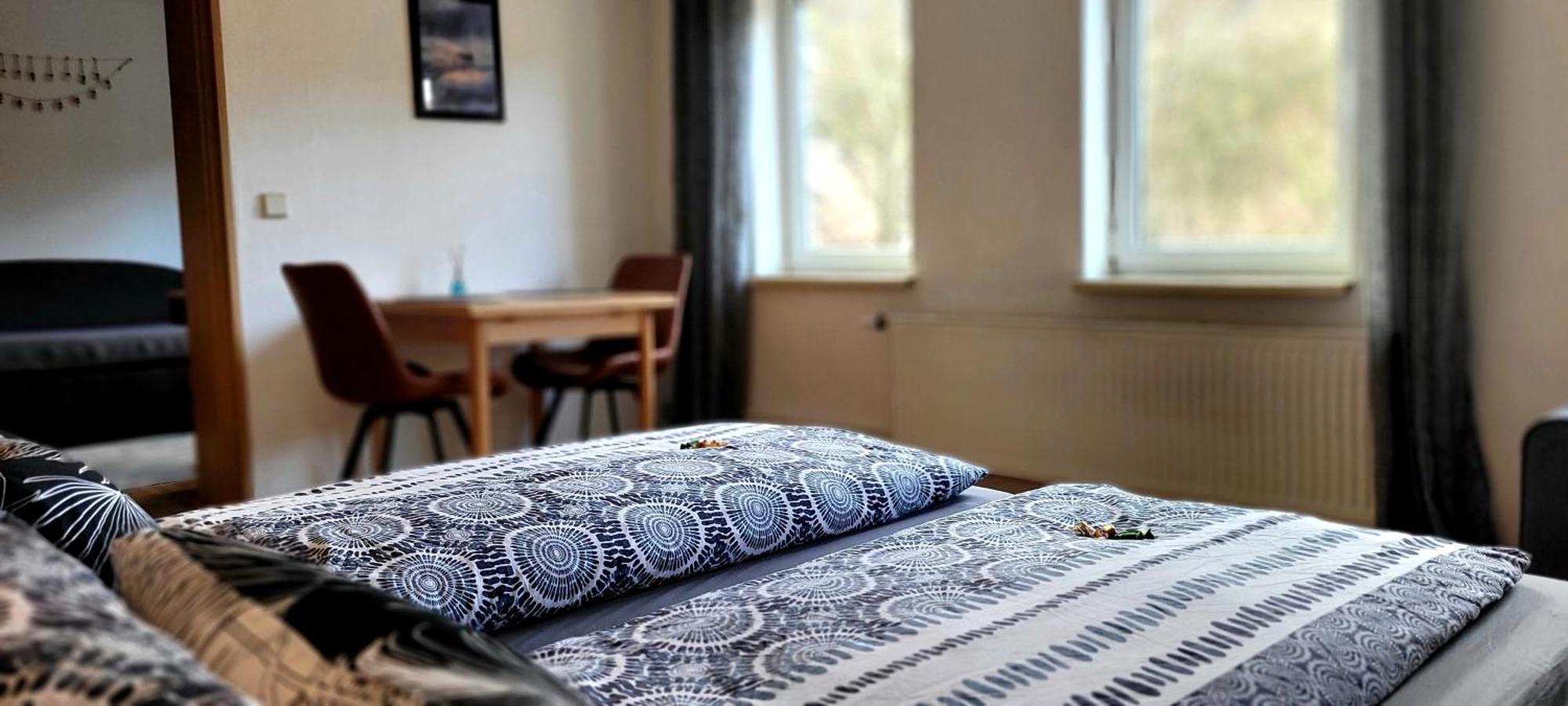 Suhl - Ihre Erholsame Arbeiterwohnung In Zentrumnaehe Экстерьер фото